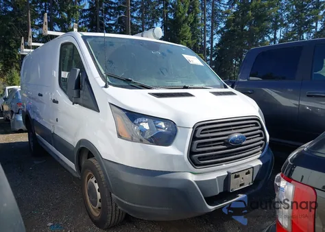 2018 Ford Transit-250 z USA, uszkodzony, nr VIN 1FTYR1ZM8JKB14449